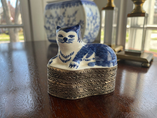 Chinoiserie Cat Box