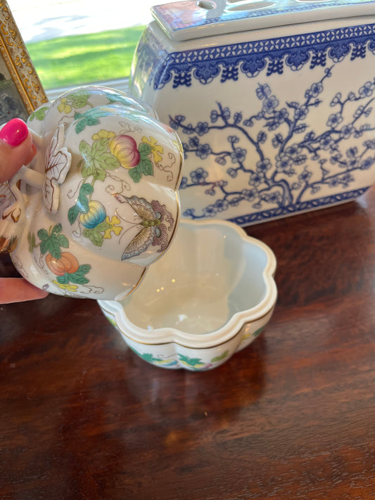 Chinoiserie Sadek Pumpkin, gold accented