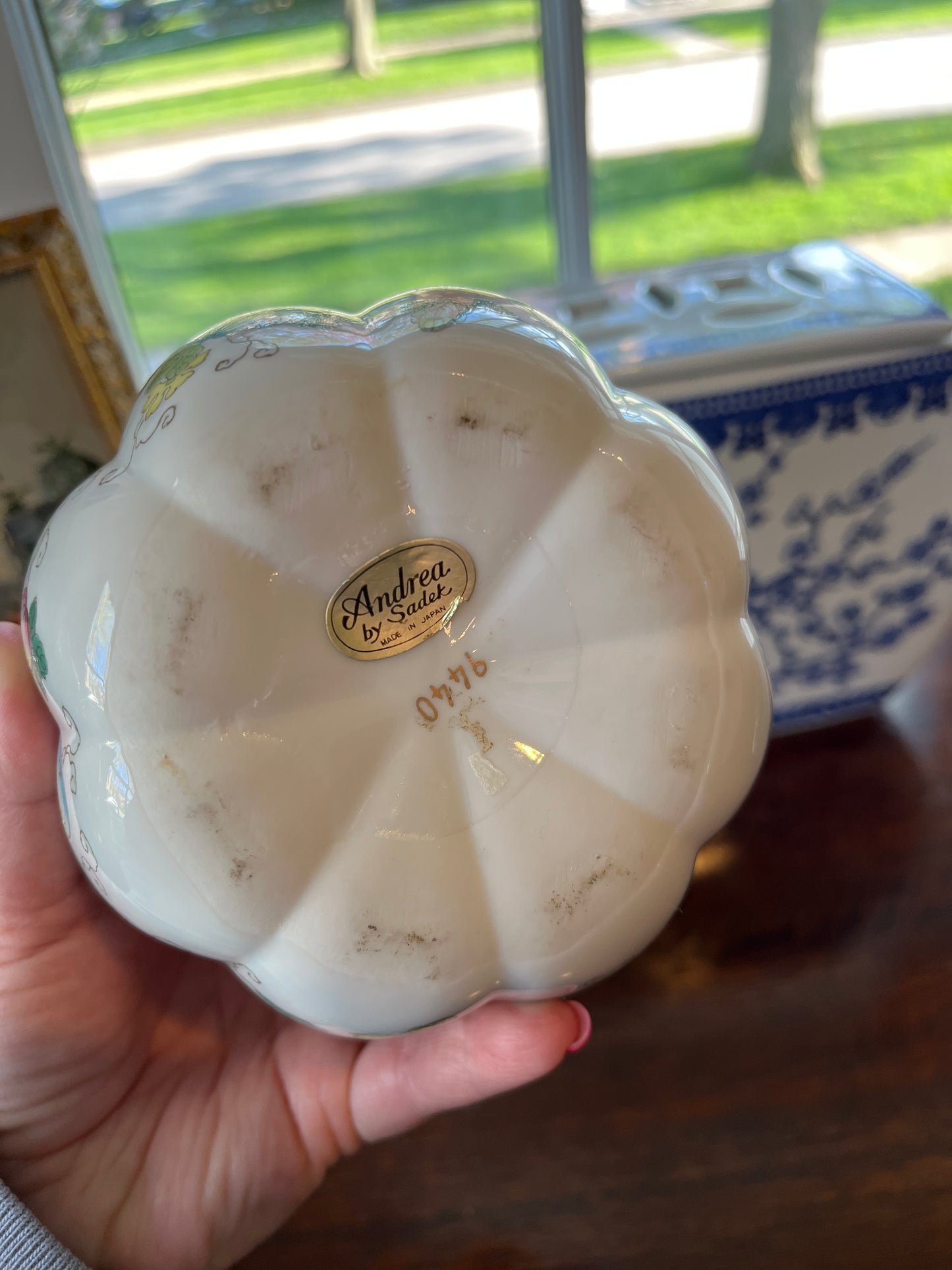 Chinoiserie Sadek Pumpkin, gold accented